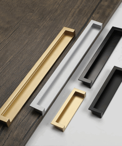 Tay nắm tủ, cánh cửa